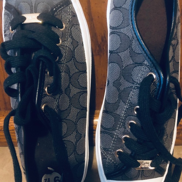 Coach women shoes - Picture 7 of 8